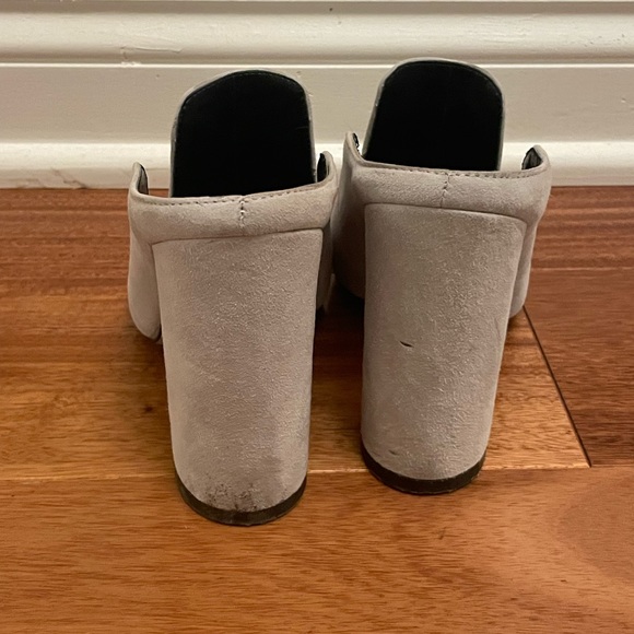 Blogger Favorite Mules - Picture 3 of 5